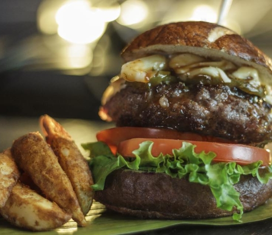 23167974_1992757737672789_7557382767242476199_n